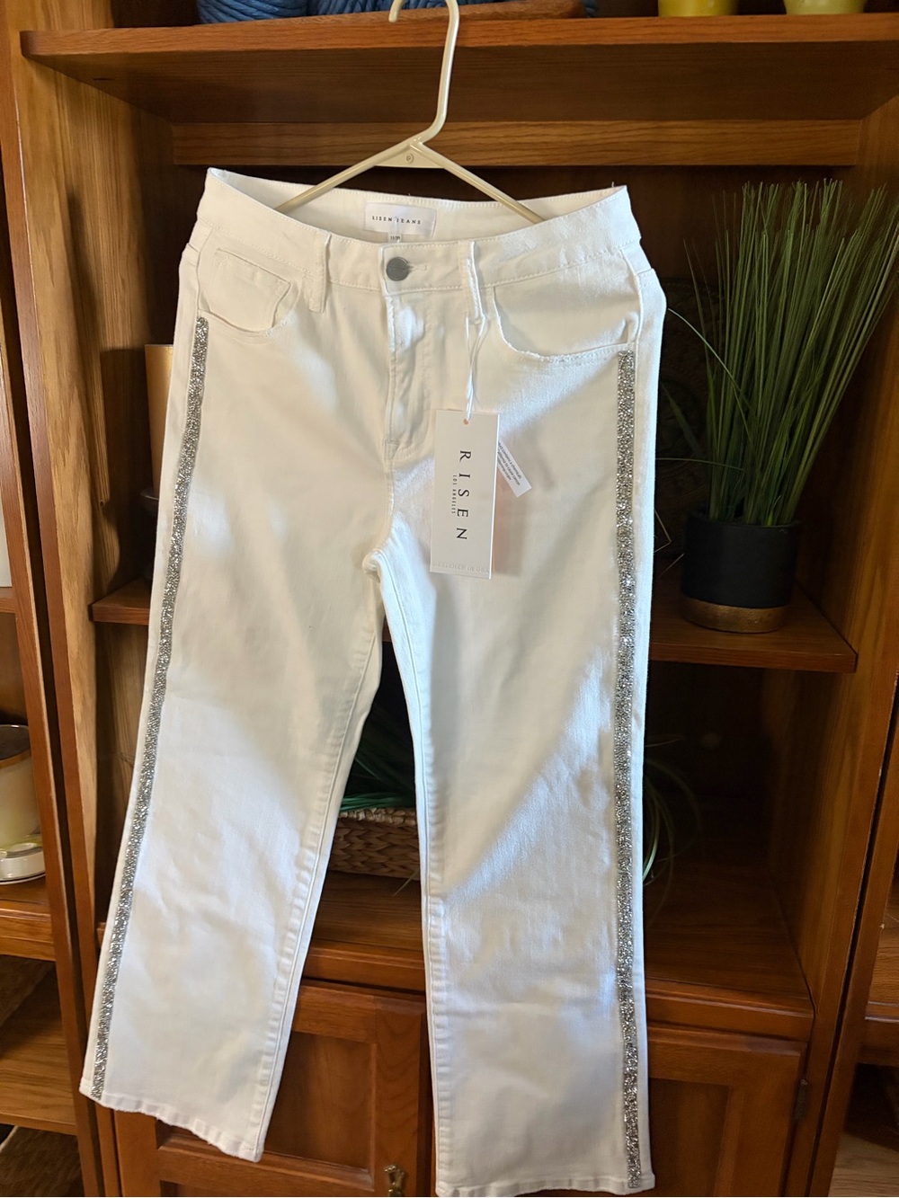 Risen White Women's Jeans with Silver
Accent NWT